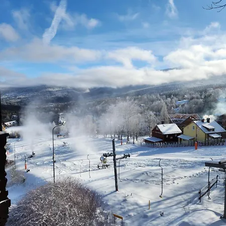 Wichrowe Wzgorza Bed & Breakfast *