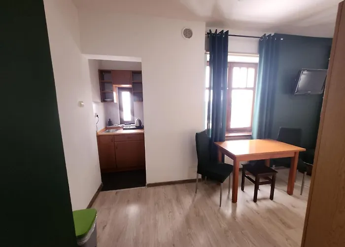 Wichrowe Wzgorza Bed & Breakfast *